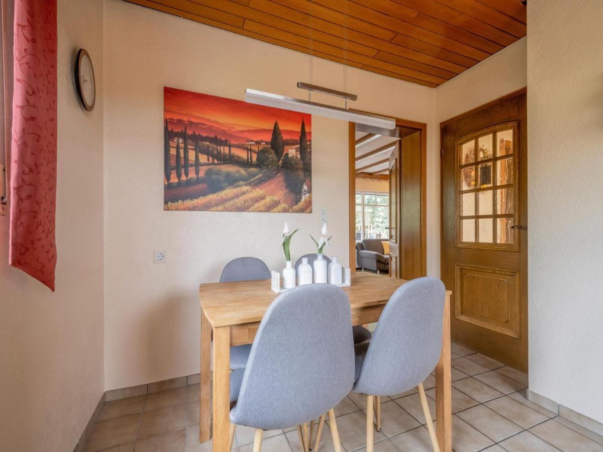 A Detached Holiday Home In A Highly Scenic Area Trierscheid Extérieur photo